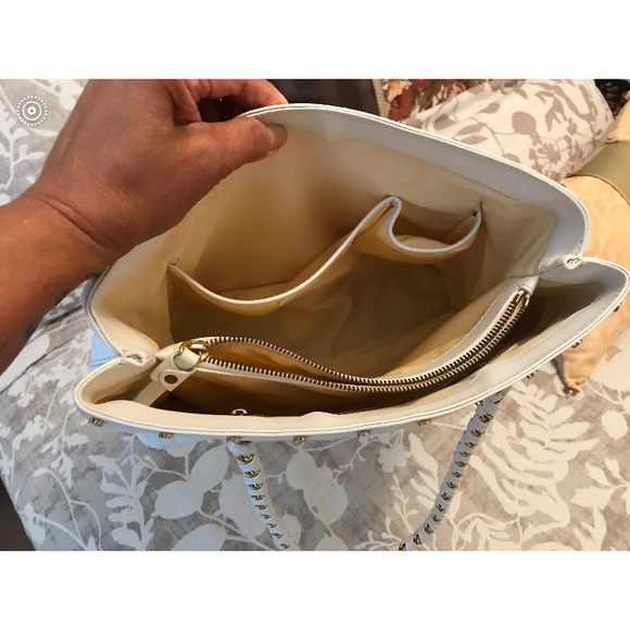 Versace White & Gold Quilted Leather Front Zip - Picture 6 of 13